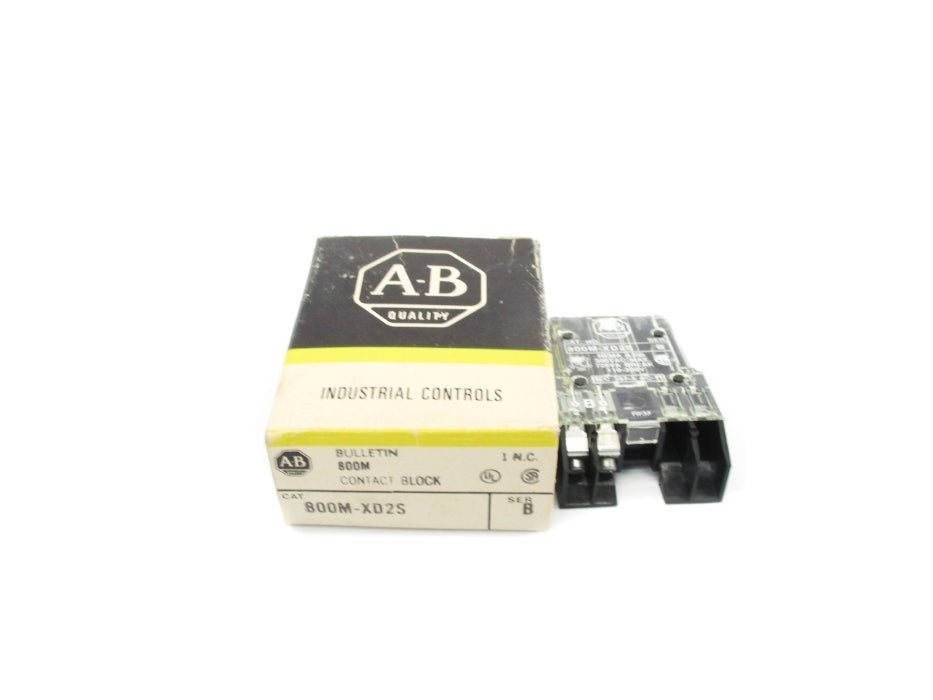 ALLEN BRADLEY 800M-XD2S SER. B 300VAC (BK/YL) NSMP