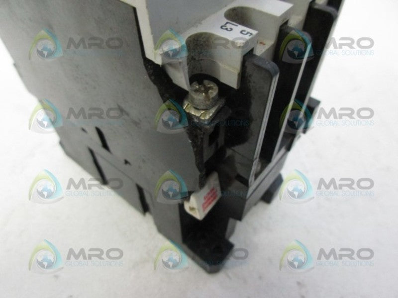 ALLEN BRADLEY 100-A30ND3 SER. B CONTACTOR 110/120V *USED*