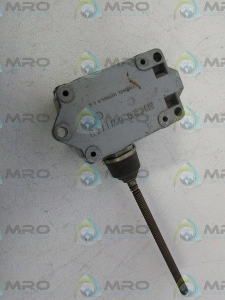 MICROSWITCH BAF1-2RN18-LH LIMIT SWITCH *USED*
