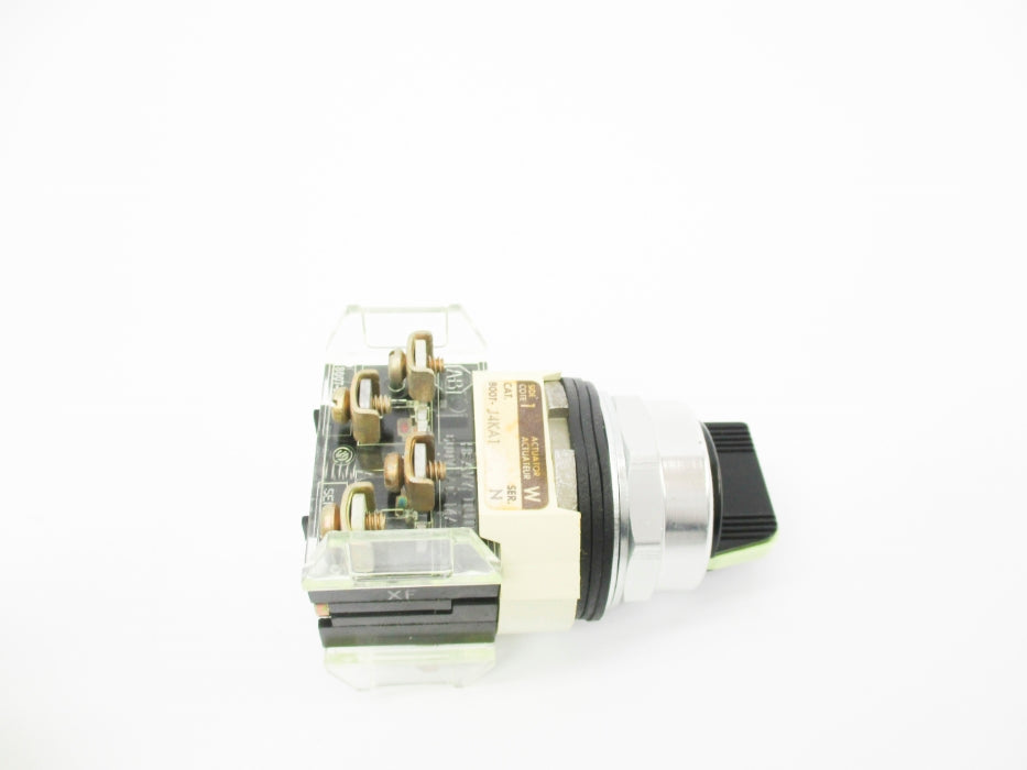 ALLEN BRADLEY 800T-J4KA1B SER. N (BK/YL) NSMP