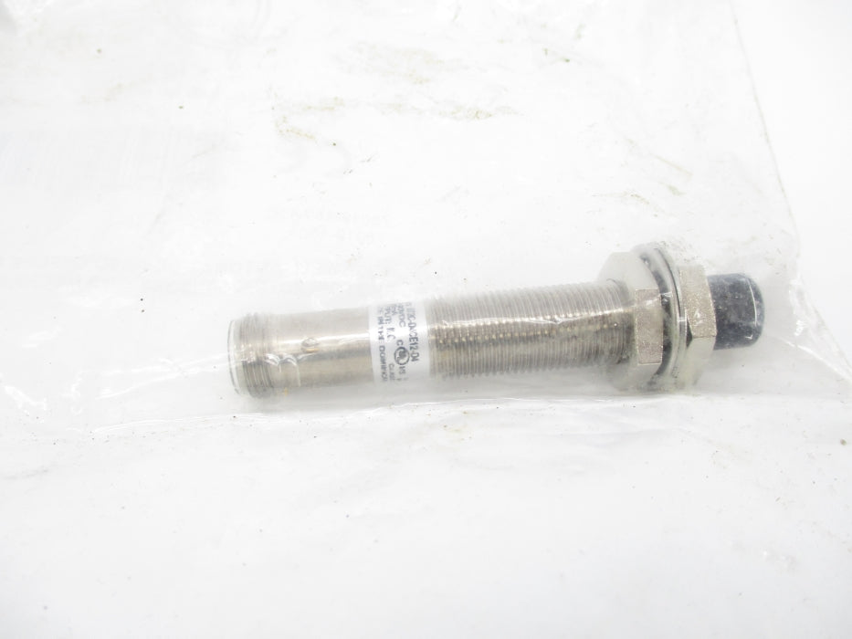 ALLEN BRADLEY 872C-D4CE12-D4 SER. C NSMP