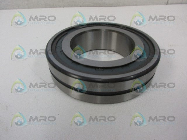 MCGILL SB-22212C3W33SS SPHERICAL-ROLLER BEARING *NEW IN BOX*