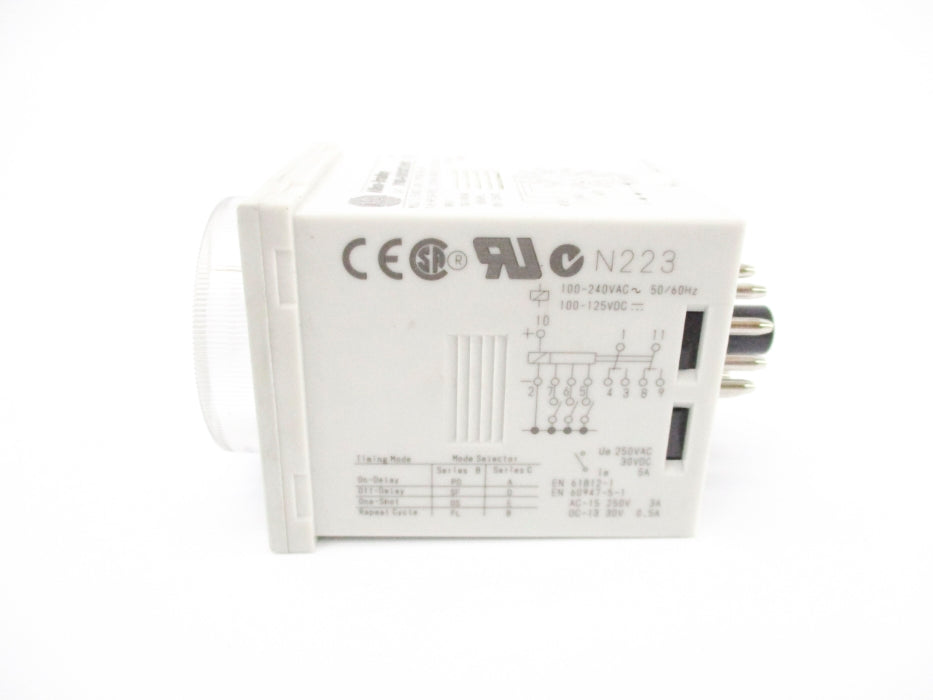 ALLEN BRADLEY 700-HR52TA17 SER. C 100-240VAC 5A 0.05S-300H NSNP