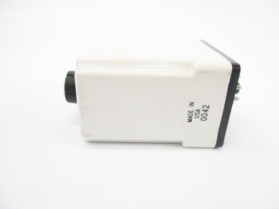 INDUSTRIAL SPARE PART 700-HT12AZ24 SER. A 24VDC 10A 0.1S-10S UNMP