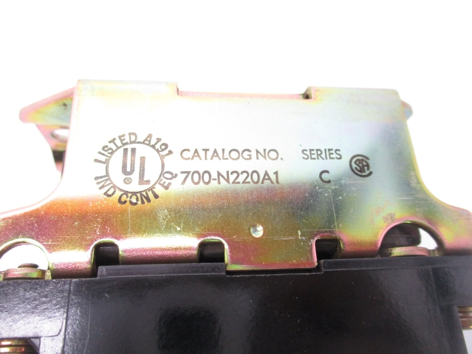 ALLEN BRADLEY 700-N220A1 SER. C 110/120V 10A UNMP