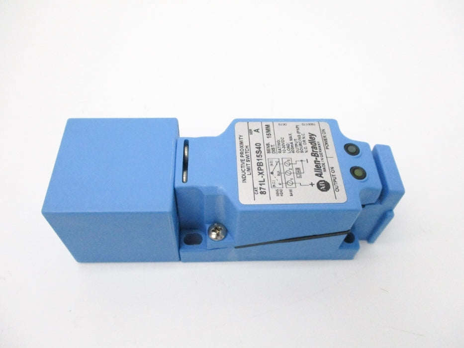 ALLEN BRADLEY 871L-XPB15S40 SER. A (GY/BL) NSMP