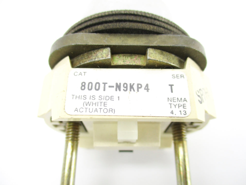 ALLEN BRADLEY 800T-N9KP4 SER. T NSNP