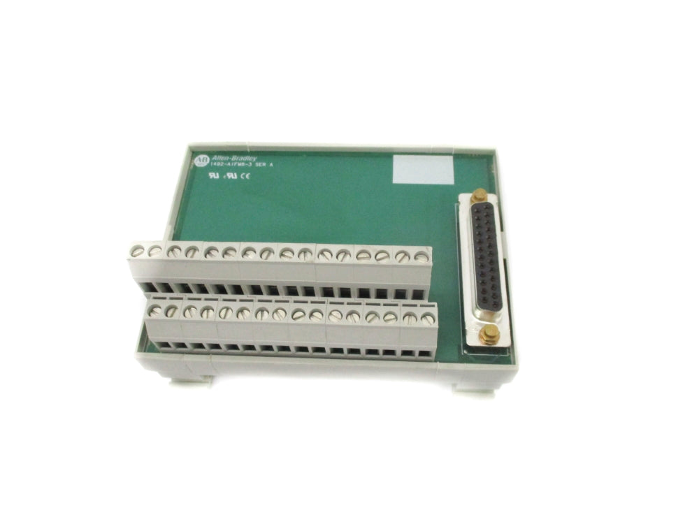 ALLEN BRADLEY 1492-AIFM8-3 SER. A NSNP