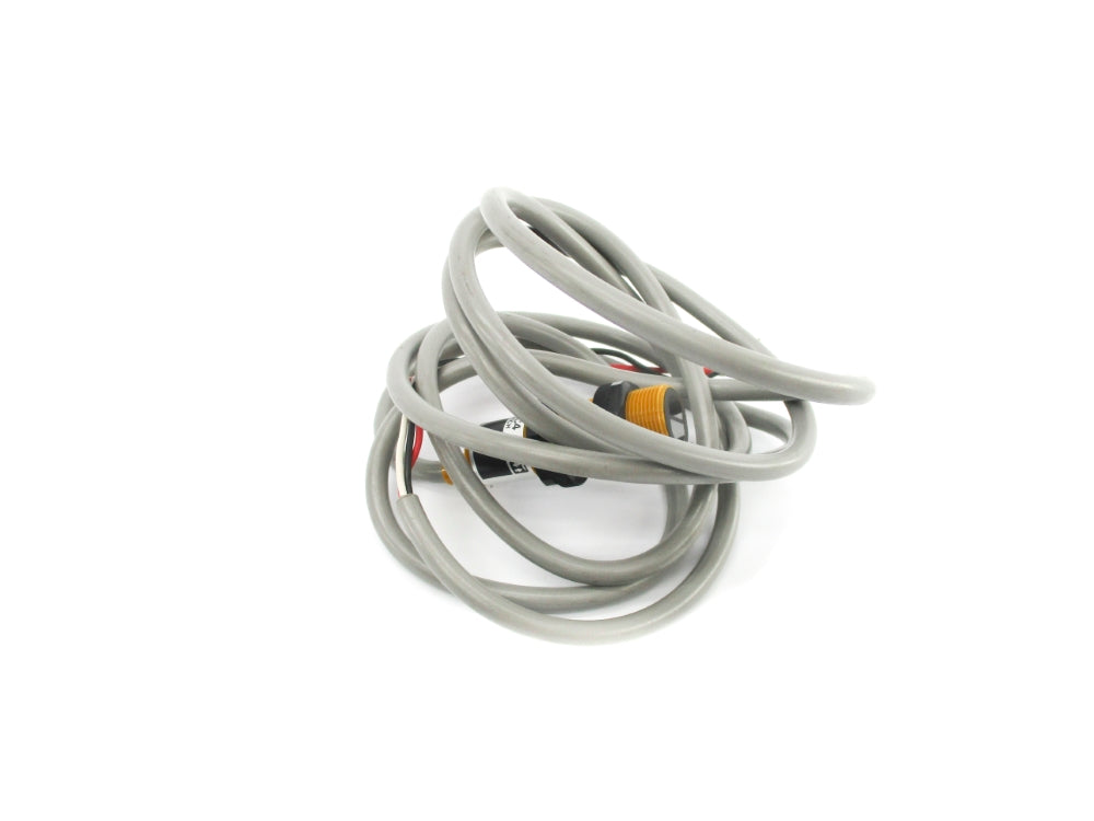 OMRON E3F-R2C4 NSNP