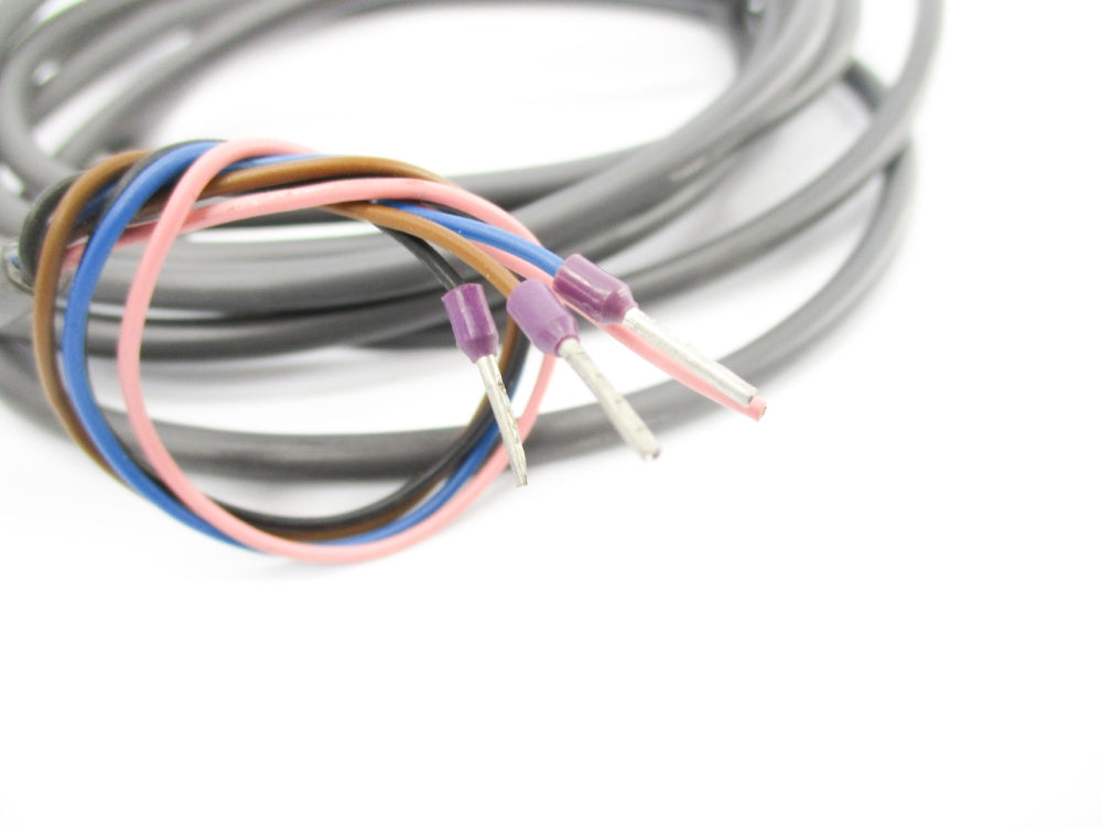 OMRON E3F2-DS10C4-N 10-30VDC UNMP