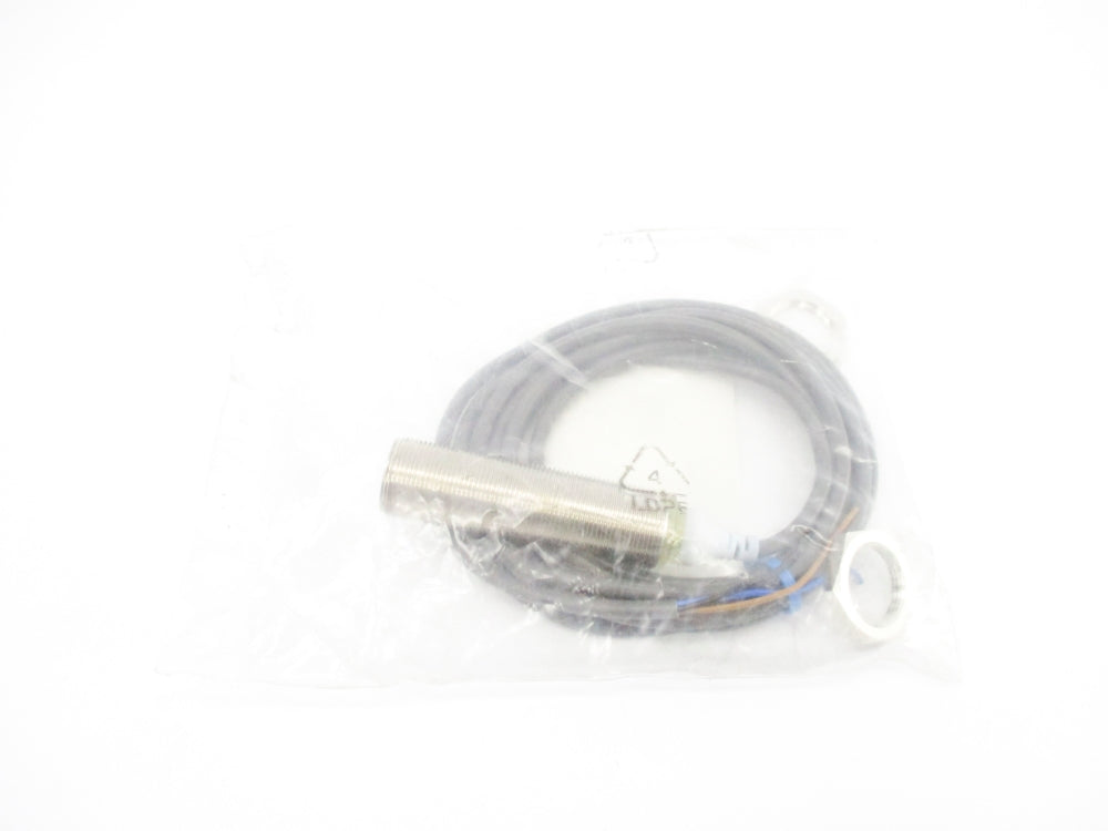 OMRON E2A-M18LS08-WP-C22M NSNP