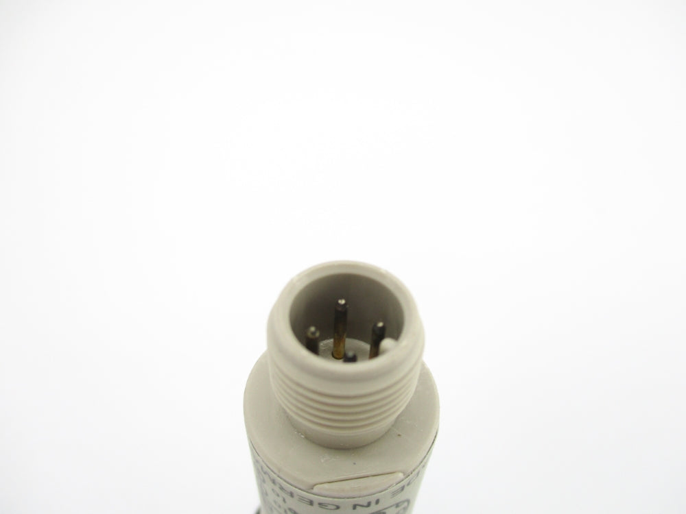OMRON E3F2-DS10B4 -P1 UNMP