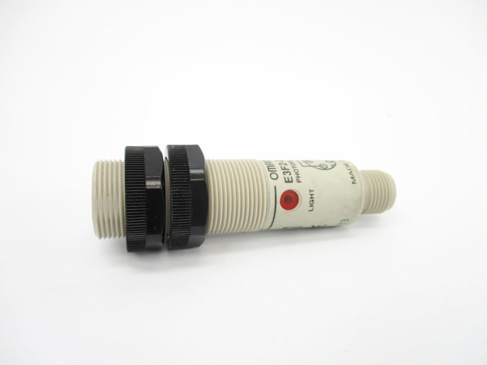 OMRON E3F2-DS10B4 -P1 UNMP