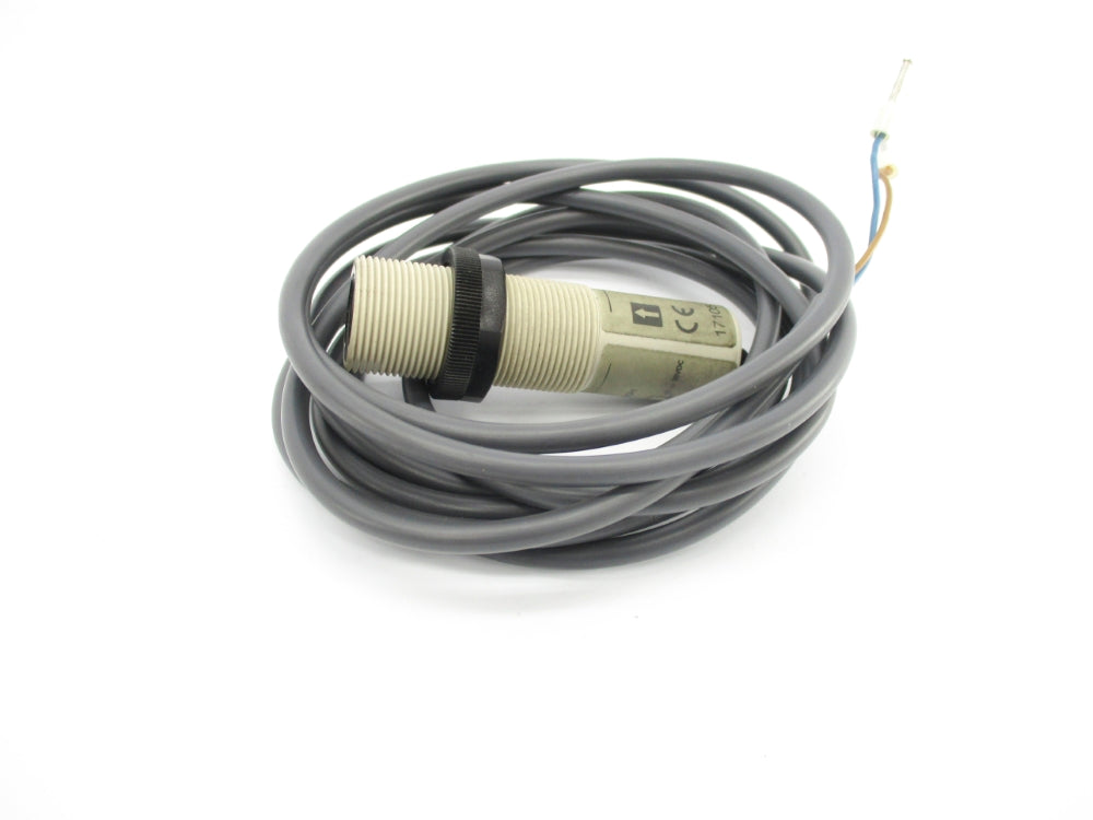 OMRON E3F2-7L UNMP
