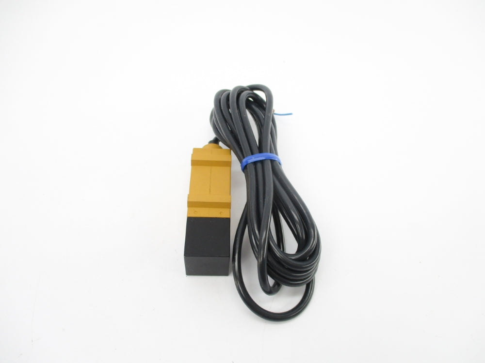 OMRON E3S-5DB41 12-24VDC NSNP