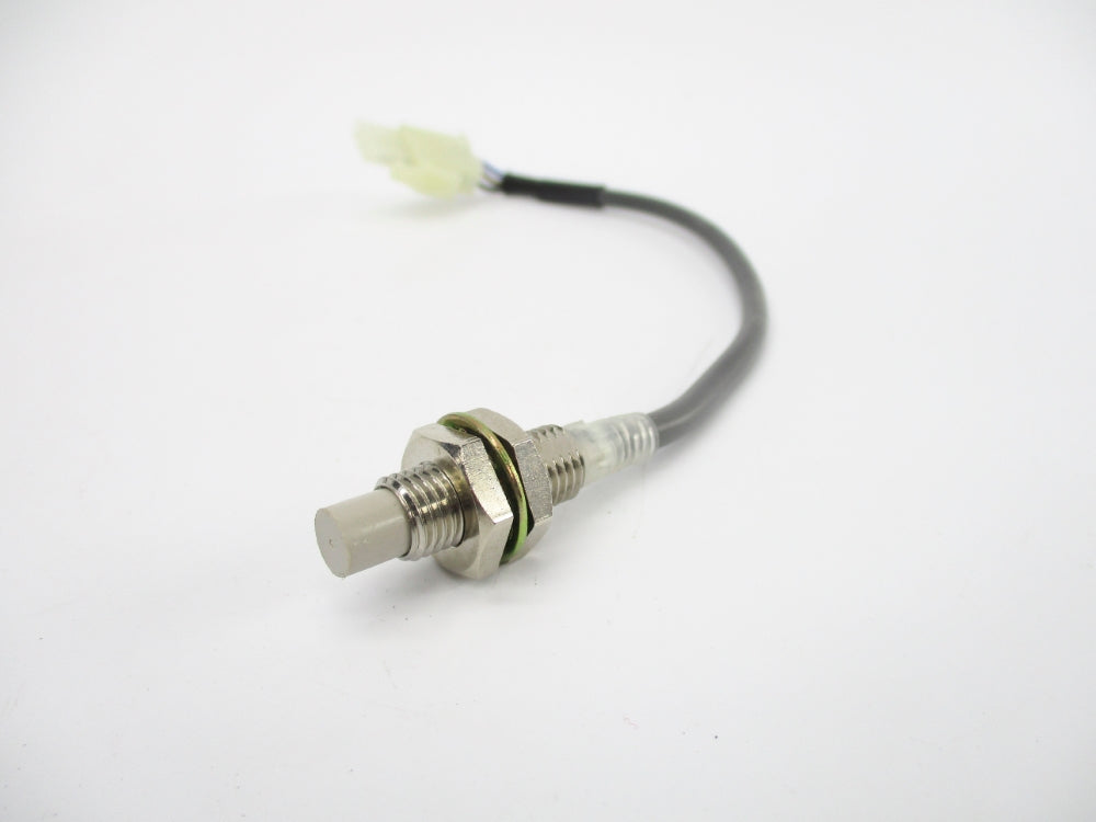OMRON E2E-X2ME1 (AS PICTURED) NSNP