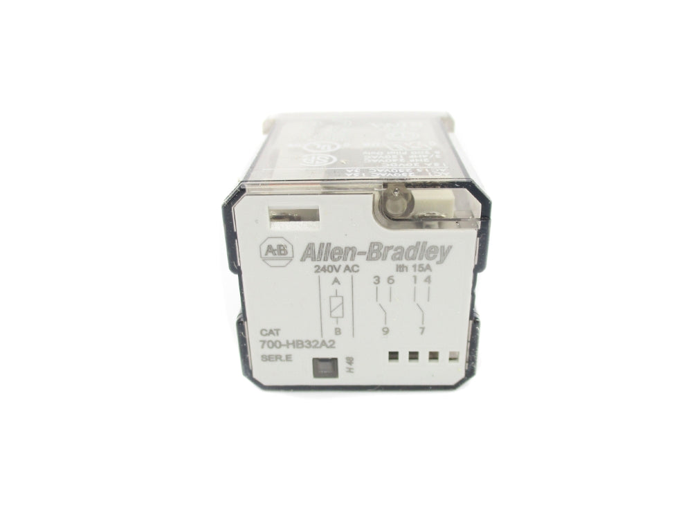 ALLEN BRADLEY 700-HB32A2 SER. E 240VAC 15A UNMP