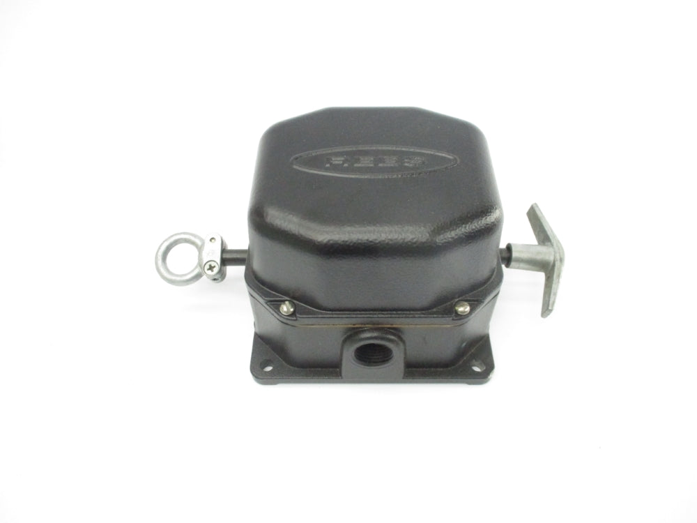 REES 04944-000 (WH) NSMP
