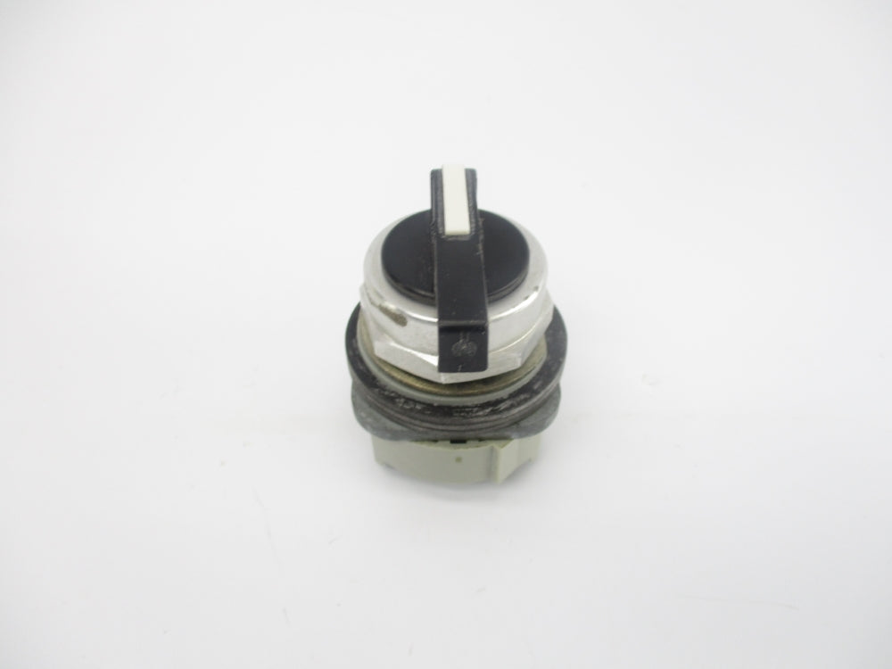 ALLEN BRADLEY 800T-J19KA7 SER. T NSNP