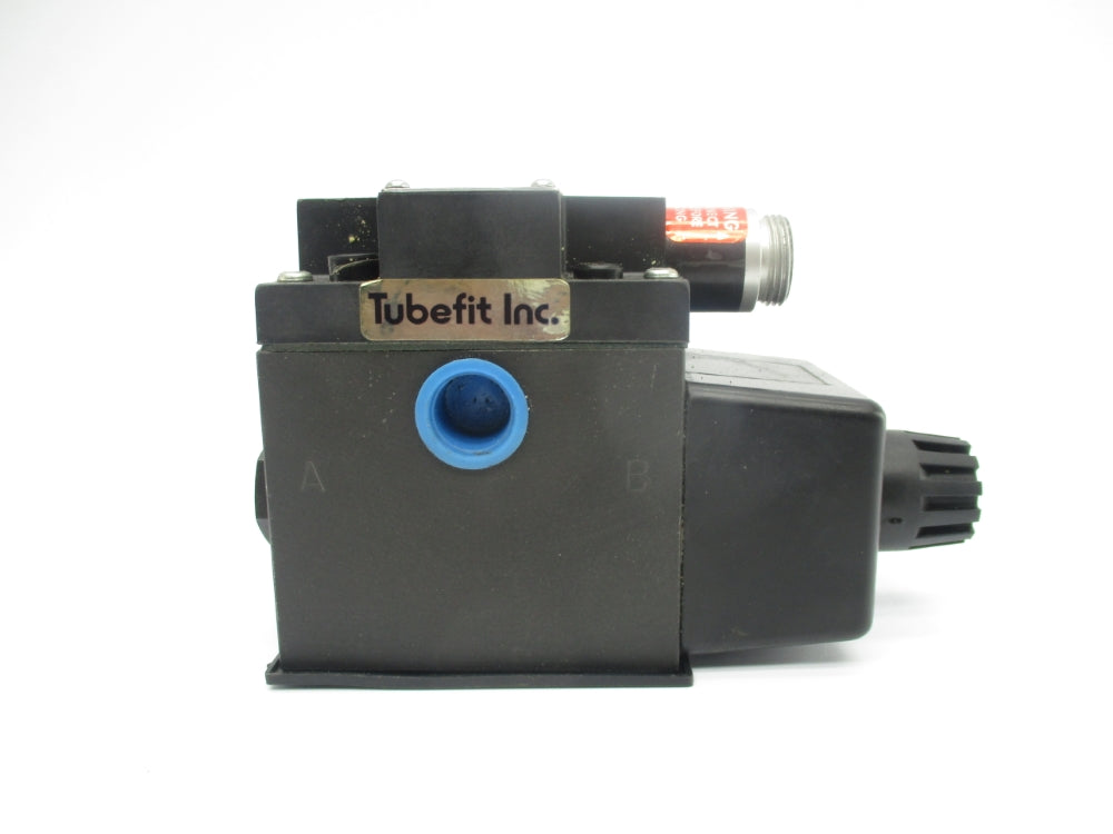 PARKER D3W2BNYC456 120V 3000PSI UNMP