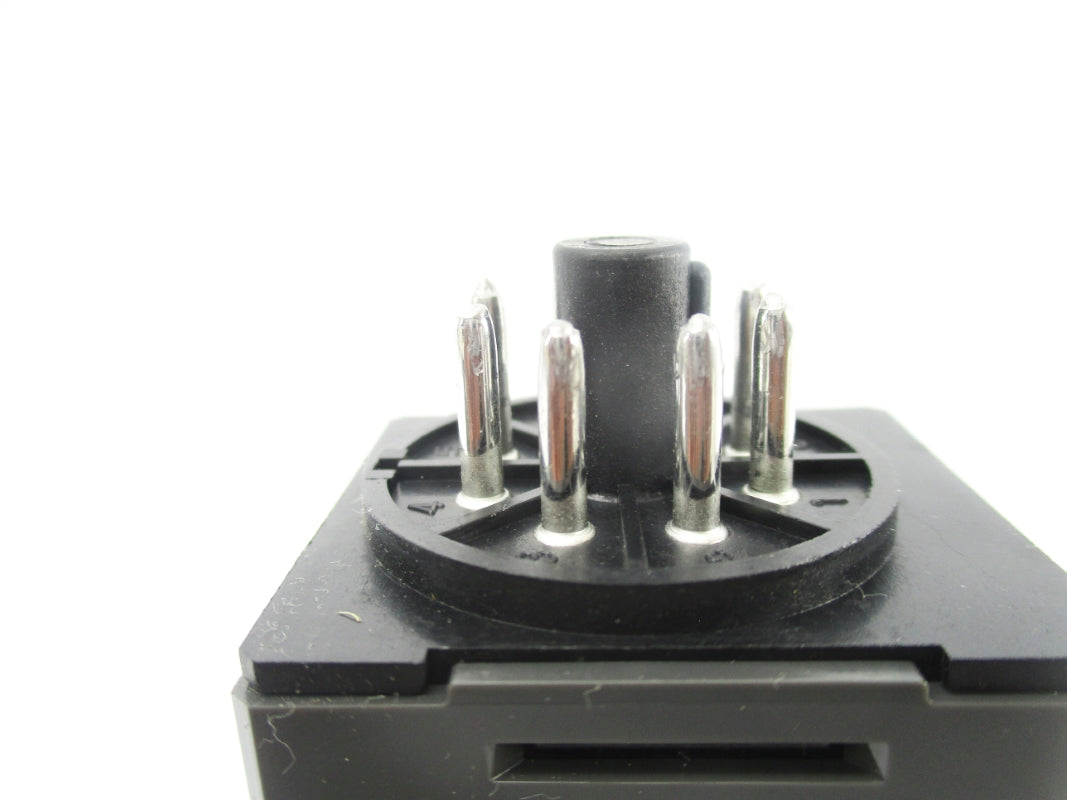 IDEC GT3W-A11AF20 100-240VAC 0-10MIN UNMP