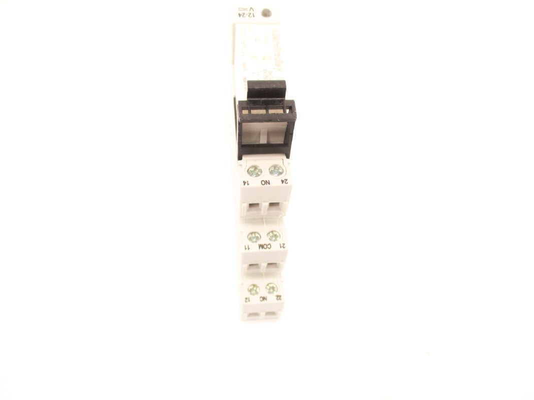 ALLEN BRADLEY 700-HLT12 SER. A 24VDC 10A NSNP