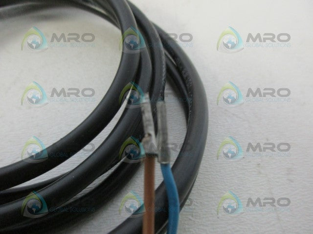 IFM EFECTOR KB0040 CAPACITIVE SENSOR *NEW NO BOX*