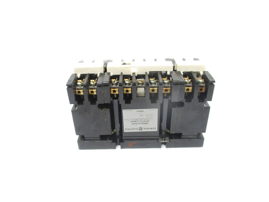 GENERAL ELECTRIC 120AD08066AA SER. A 300VAC 10A UNMP