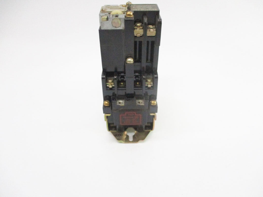 ALLEN BRADLEY 700-NT200A1 SER. B 120V 10A (AS PICTURED) UNMP