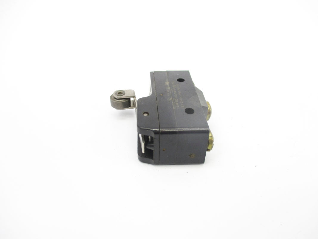 MICRO SWITCH BZ-2RW822-A2 600VAC 15A UNMP