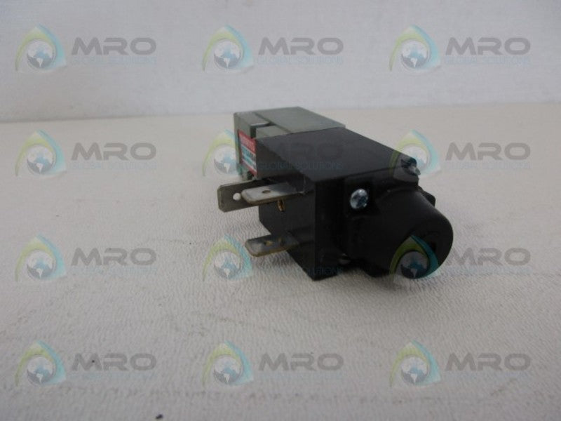 NUMATICS 031SA4004012B61 SOLENIOD VALVE *NEW NO BOX*