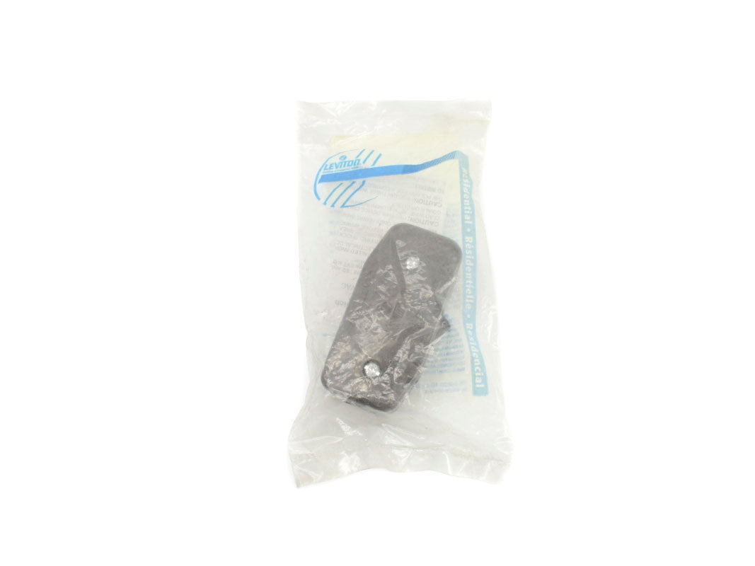 LEVITON 5410 125VAC 3A NSMP