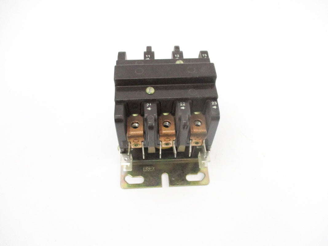 ESSEX 154-D0K3 208/240V 50A NSNP