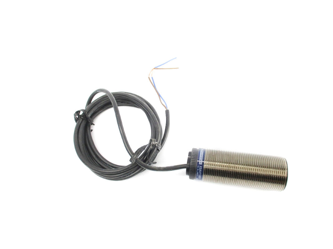 TELEMECANIQUE XSAV11801 24-240V NSNP