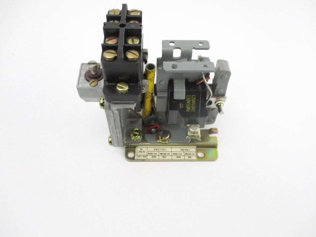 SQUARE D 9050A020DV02 SER. A 110/120V NSMP
