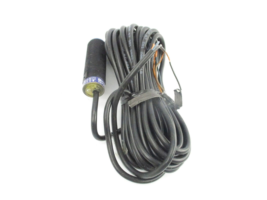 TELEMECANIQUE XU5-P18PP340L5 12-24VDC NSMP