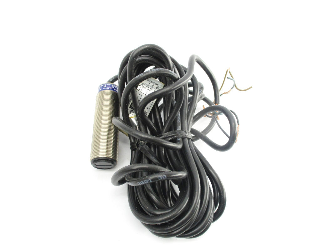 TELEMECANIQUE XU1N18PP340L5 12-24VDC NSMP