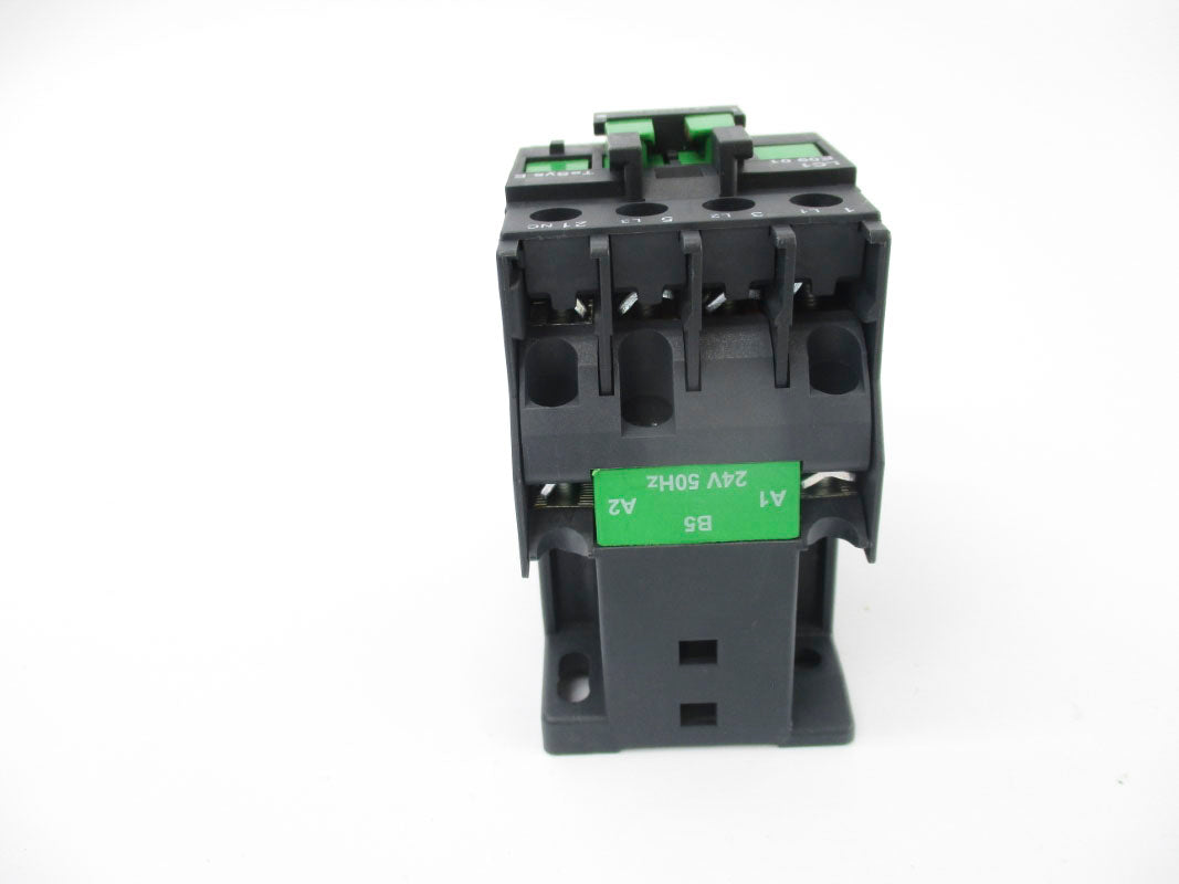 SCHNEIDER ELECTRIC LC1E0901B5 24V 24A NSNP