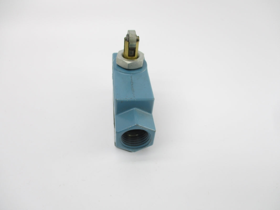 MICRO SWITCH BZE6-2RQ9 600VAC 2A UNMP