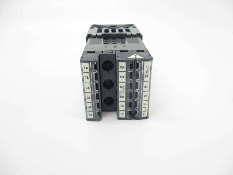 EUROTHERM 2216E/CC/VH/M2/RC/RF/2XX/ENG 100-240VAC 2A NSNP