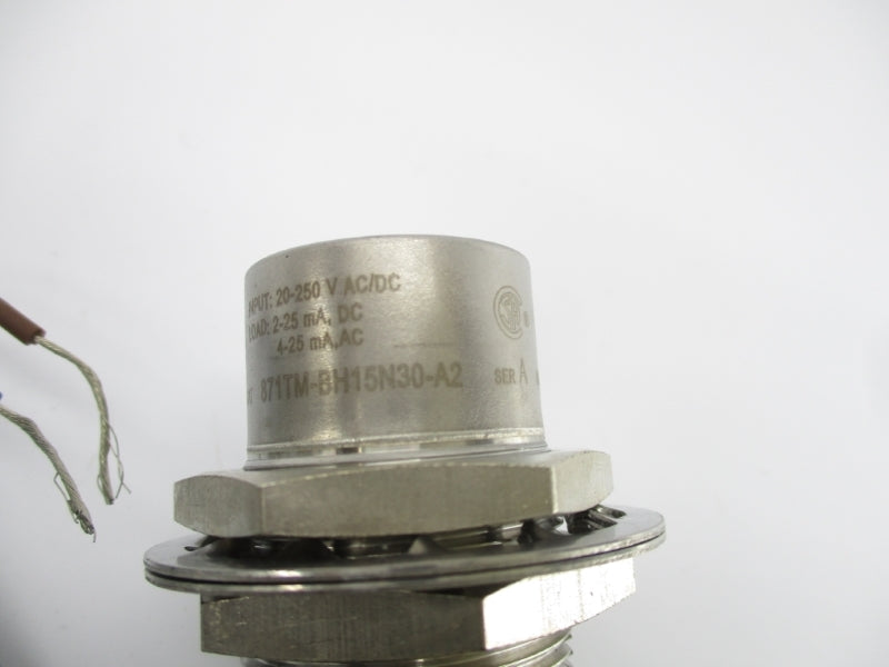 ALLEN BRADLEY 871TM-BH15N30-A2 SER. A 20-250VAC/DC NSNP
