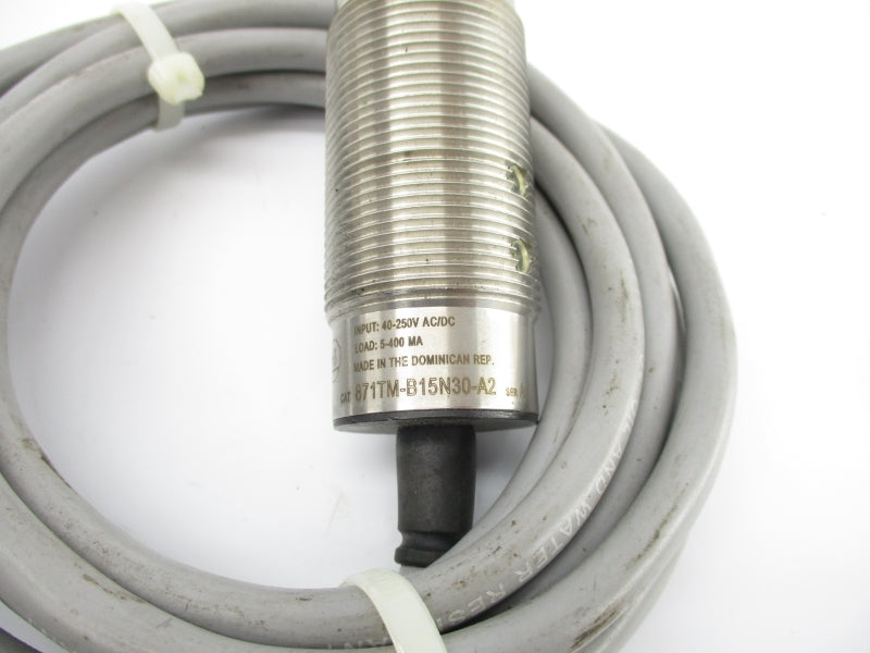 ALLEN BRADLEY 871TM-B15N30-A2 SER. A 40-250VAC/DC UNMP