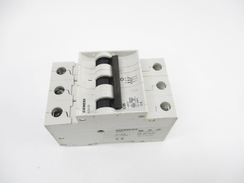 SIEMENS 5SX23-C25 480VAC 25A NSNP