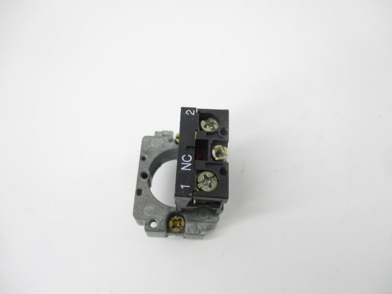 TELEMECANIQUE ZB2BZ102 500V 10A NSMP