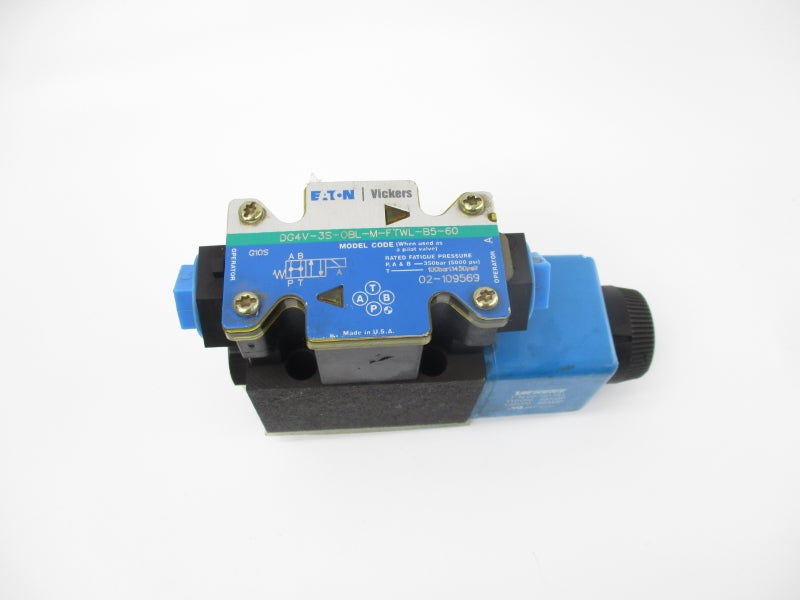 VICKERS DG4V3SOBLMFTWLB560 02-109569 110/120V .48/.46A 5000PSI NSNP