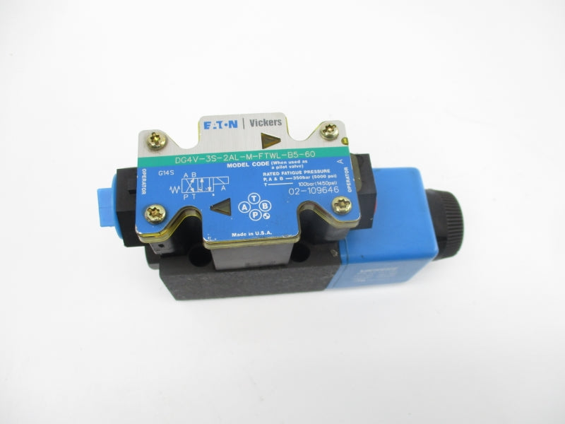 VICKERS DG4V3S2ALMFTWLB560 02-109646 110/120V .48/.46A 5000PSI NSNP
