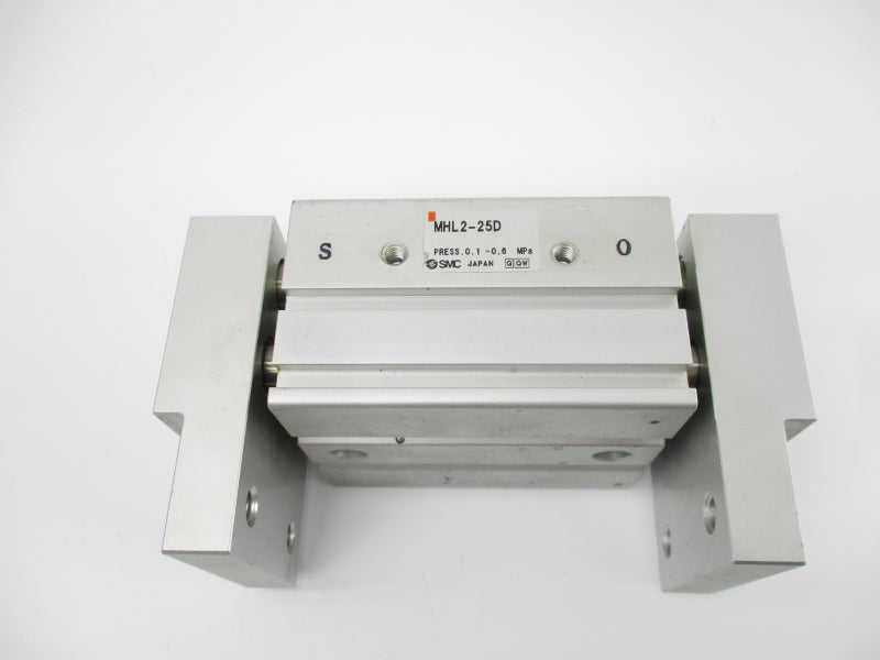 SMC MHL2-25D 0.1-0.6MPA UNMP