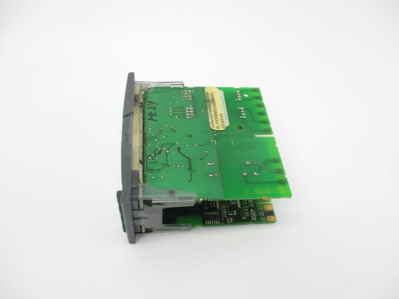 EUROTHERM 2208E/CC/VH/M2/XX/FH/FL/2XX/ENG/J/32/600/F/XX/XX/XX UNMP