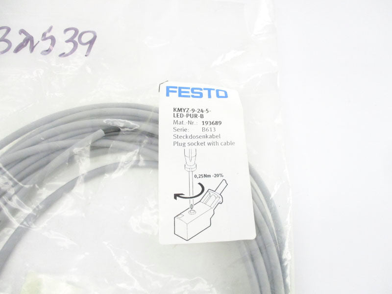 FESTO KMYZ-9-24-5-LED-PUR-B 193689 SER. B613 NSMP