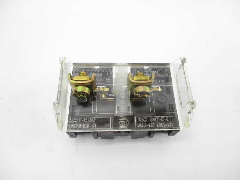 ALLEN BRADLEY 800T-XD2 SER. D 600V (WH) NSMP